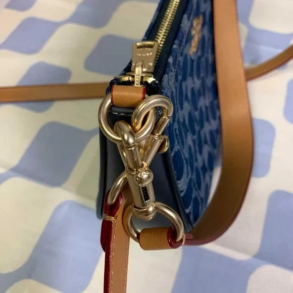 Coach Signature Blue and Tan Shoulder Bag - Picture 5 of 6